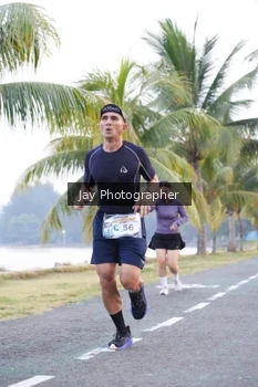 Runner Photo 4320243