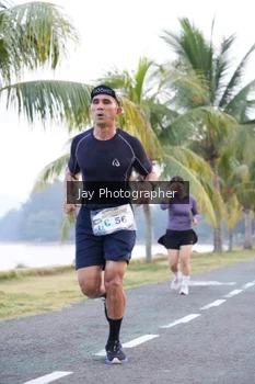 Runner Photo 4320246