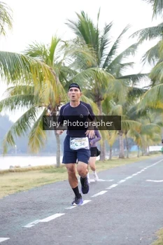 Runner Photo 4320249