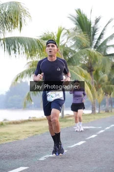 Runner Photo 4320250