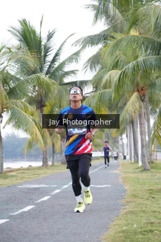 Runner Photo 4320254