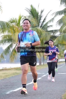 Runner Photo 4320276