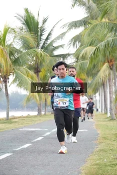 Runner Photo 4320277