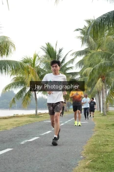 Runner Photo 4320290