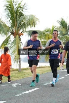 Runner Photo 4320296