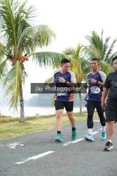 Runner Photo 4320297