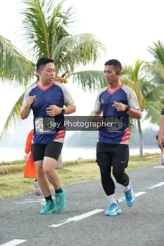 Runner Photo 4320302