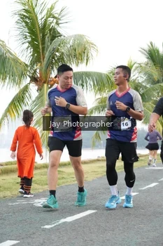 Runner Photo 4320308