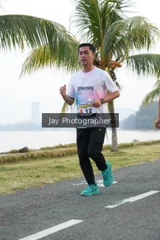 Runner Photo 4320309
