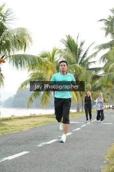 Runner Photo 4320313