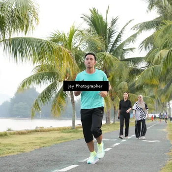 Runner Photo 4320317