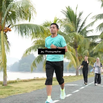 Runner Photo 4320318