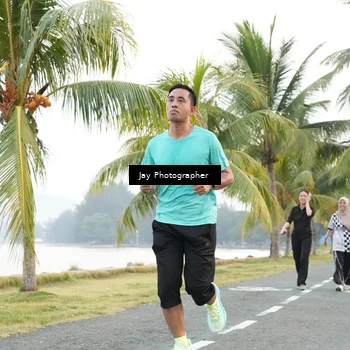 Runner Photo 4320324