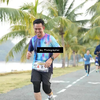 Runner Photo 4320336