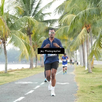 Runner Photo 4320339
