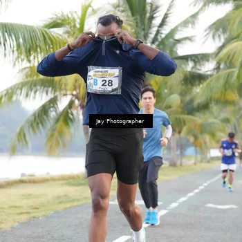 Runner Photo 4320349