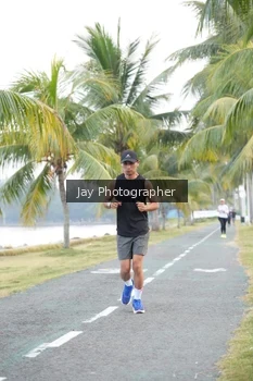 Runner Photo 4320369