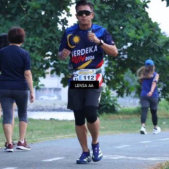Runner Photo 4320373