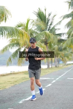 Runner Photo 4320376