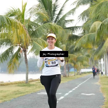 Runner Photo 4320378
