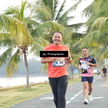 Runner Photo 4320402