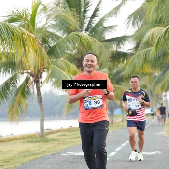 Runner Photo 4320404