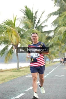 Runner Photo 4320411