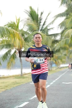Runner Photo 4320414