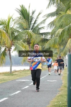 Runner Photo 4320417