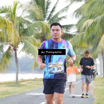 Runner Photo 4320420