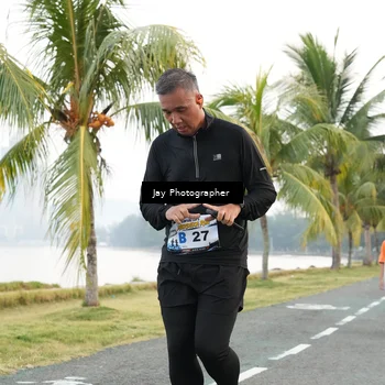 Runner Photo 4320424