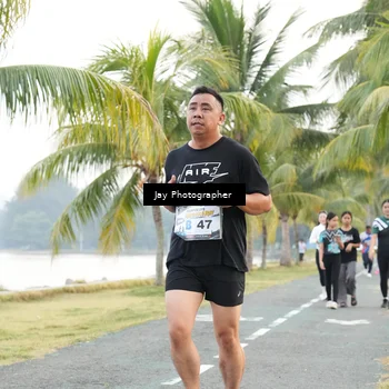 Runner Photo 4320430