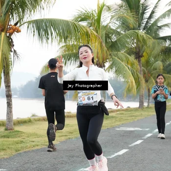Runner Photo 4320443