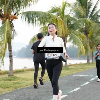Runner Photo 4320444