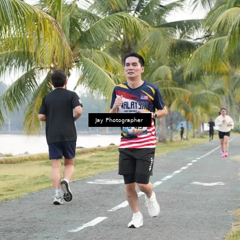 Runner Photo 4320473