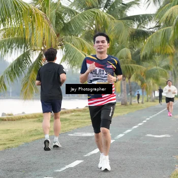 Runner Photo 4320474