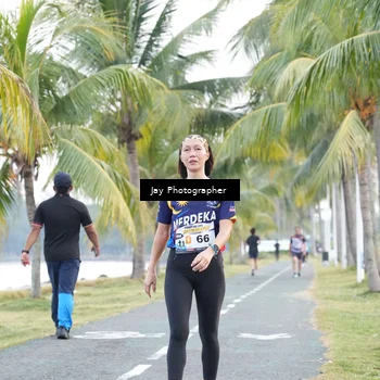 Runner Photo 4320491
