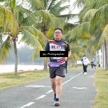Runner Photo 4320495