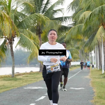 Runner Photo 4320503