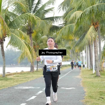 Runner Photo 4320504