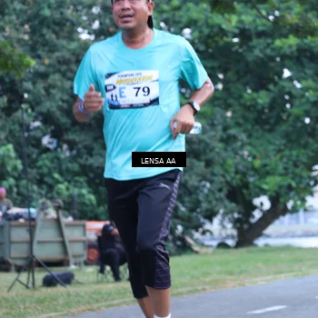 Runner Photo 4320513