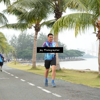 Runner Photo 4320514