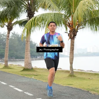 Runner Photo 4320517