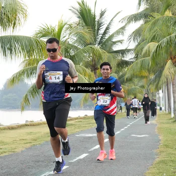 Runner Photo 4320528