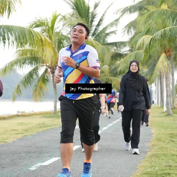 Runner Photo 4320541