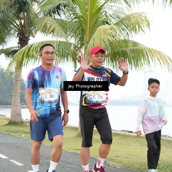 Runner Photo 4320558