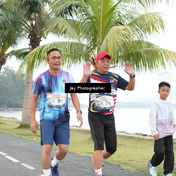 Runner Photo 4320559