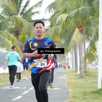 Runner Photo 4320561