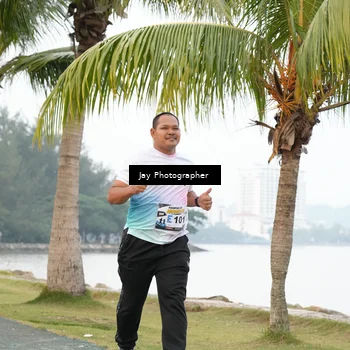 Runner Photo 4320567