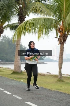 Runner Photo 4320572